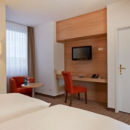 H+ Wiesbaden Hotell 4*
