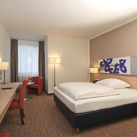 H+ Wiesbaden 4* ニーダーンハウゼン