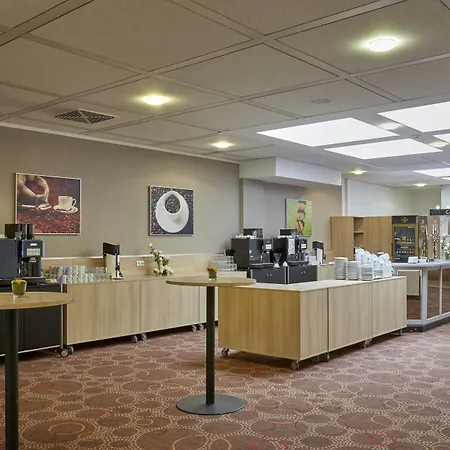 Hotel H+ Wiesbaden 4*