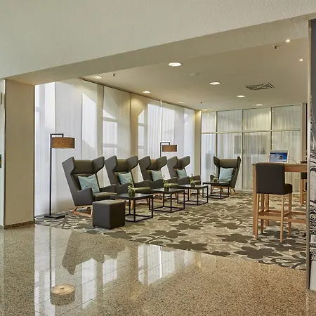 H+ Wiesbaden ホテル ニーダーンハウゼン