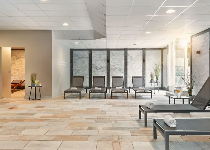 Ξενοδοχείο H+ Wiesbaden